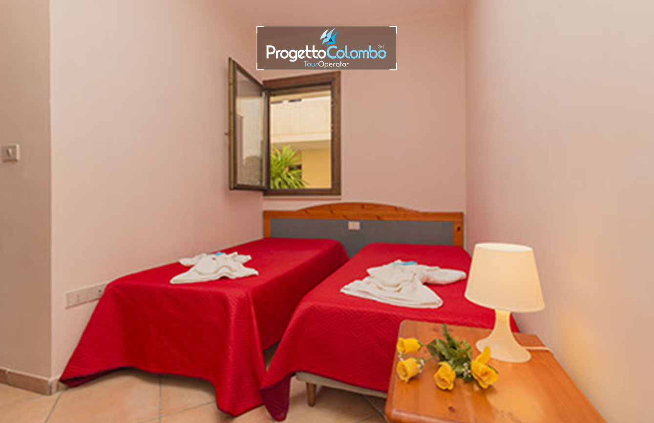San foca_salento_estate in puglia_villaggio al mare_spiaggia privata_servizio spiaggia_vacanze al mare_progetto_colombo_ viaggi organizzati_tour operator_Espl 03 San Foca weekend nel mare del salento