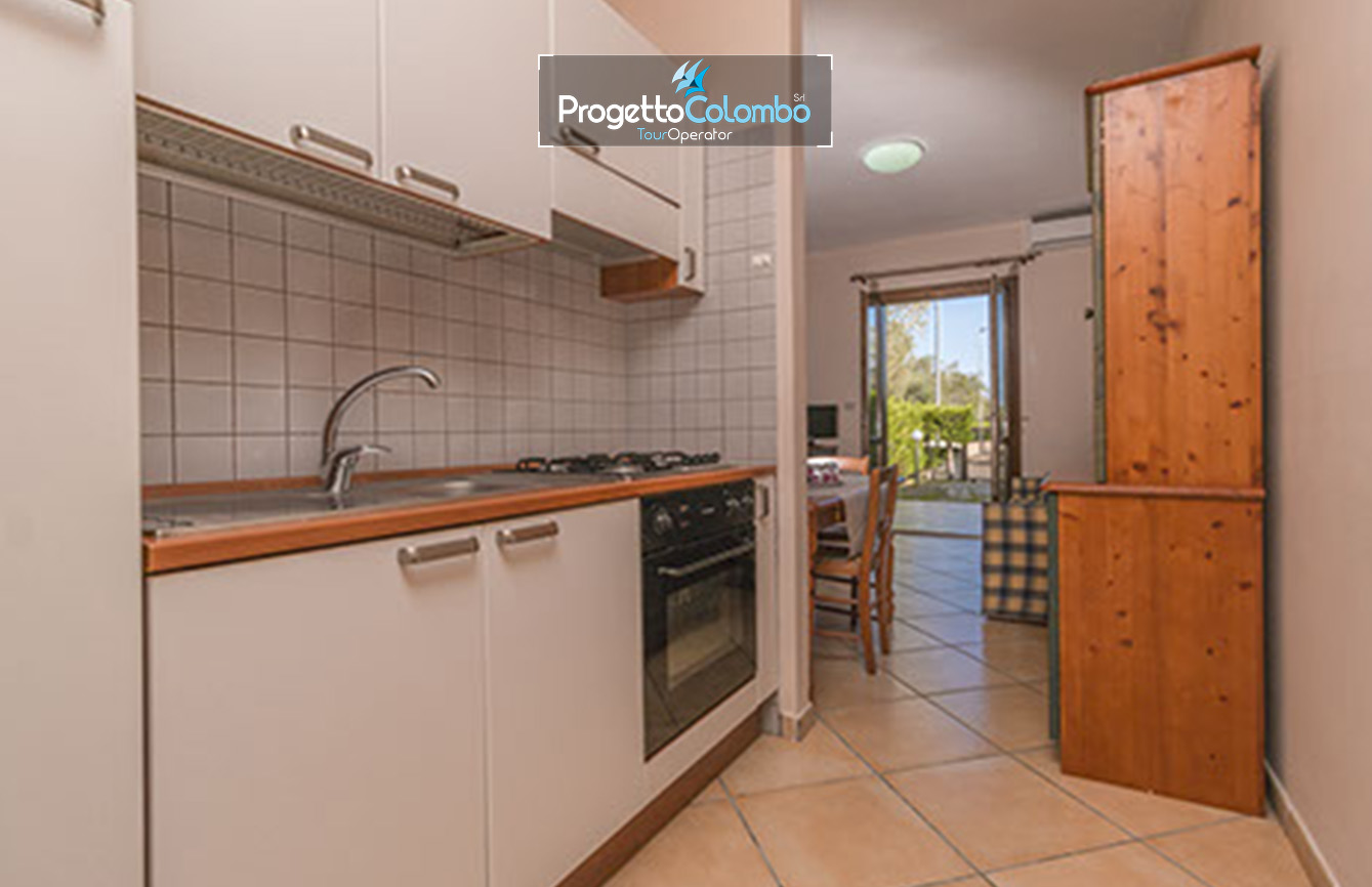 San foca_salento_estate in puglia_villaggio al mare_spiaggia privata_servizio spiaggia_vacanze al mare_progetto_colombo_ viaggi organizzati_tour operator_Espl 06 San Foca weekend nel mare del salento