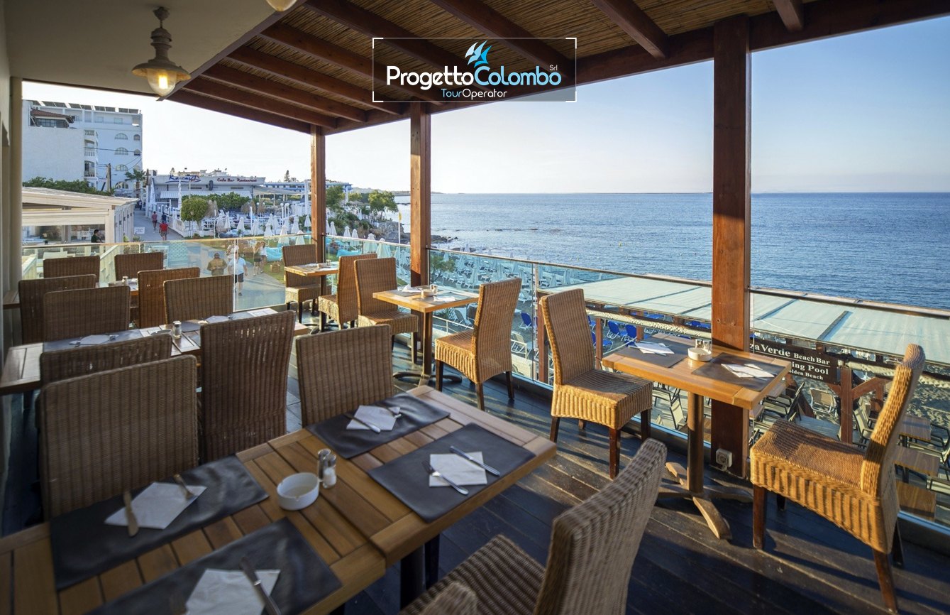 Creta, Hotel Golden Beach, Grecia, Resorts, Cultura, Spa, Progetto Colombo, Tour Operator, Vacanze da Sogno, Antica Grecia, Mare Cristallino_Bar Spiaggia Grecia, Creta, Isole Greche, Progetto Colombo, Cultura, Mare cristallino