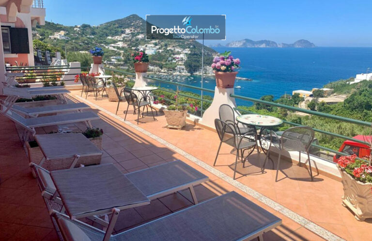 Isola di Ponza 2 GiugnoMiti, storie e legende - foto 4