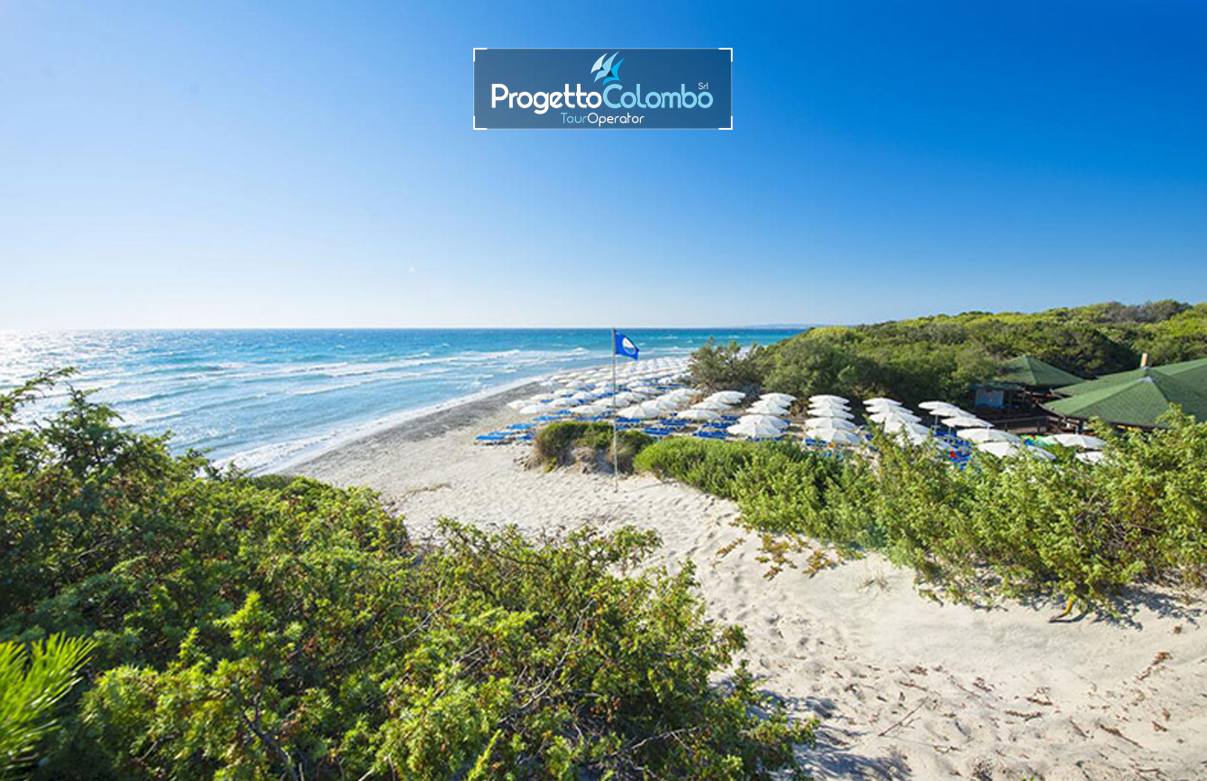 Progetto Colombo Bari, Tour Operator, Mare Italia, Voi Alimini resort, Alpitour, Bravo Club, All Inclusive, Top Club, Puglia, Salento_Spiaggia ok 3 Spiaggia e Mare: "Spiaggia di sabbia bianca e mare cristallino del VOI Alimini Resort a Otranto, ideale per vacanze a metà settembre." Piscina: "Ampia piscina all'aperto circondata dal verde del giardino nel resort VOI Alimini in Puglia." Ristorazione: "Buffet vario e colorato nella sala ristorante del VOI Alimini Resort per gli ospiti in formula all-inclusive." Organizzazione Progetto Colombo Viaggi Bari